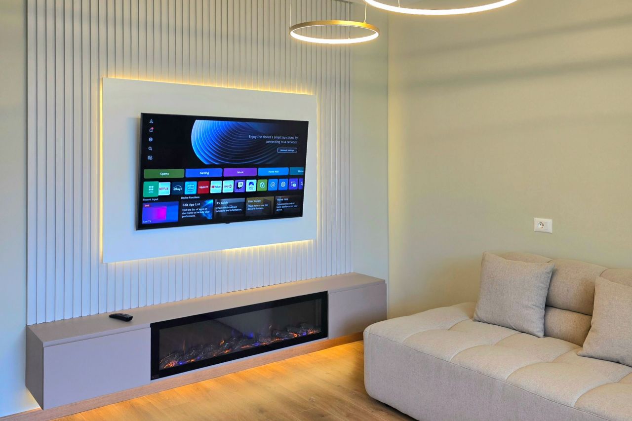 21 Lalzit Bay, 2015, Durres, Albania