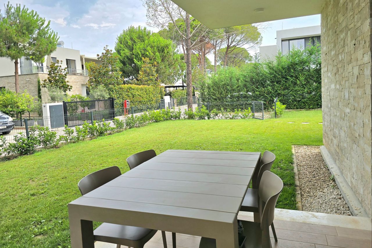 Moderne Ferienvilla Im San Pietro Resort Bucht Von Lalzit Durres Albanien