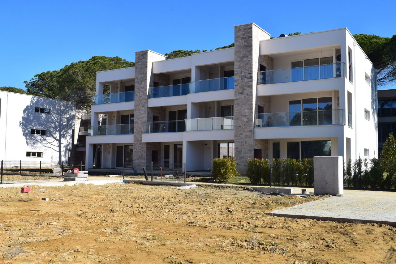 Mieszkania na sprzedaż w San Pietro Resort w Gjiri I Lalzit