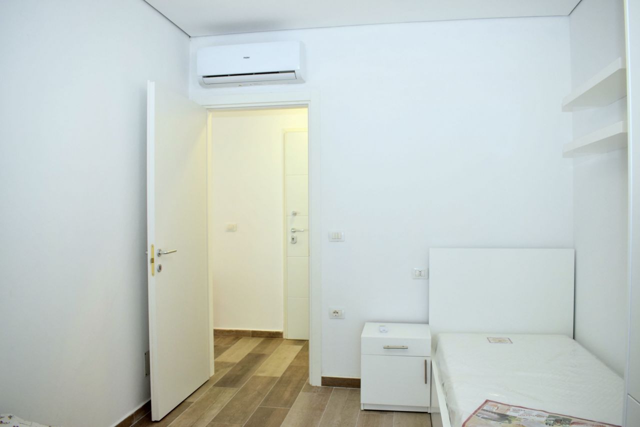 Apartment mit Zwei Schlafzimmern zum Verkauf in Lalzit Bay, Albanien