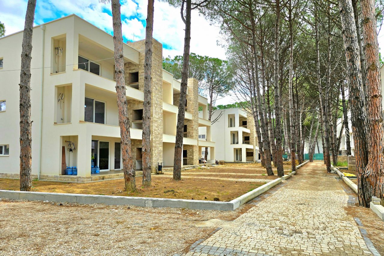 Apartament per Shitje ne San Pietro Resort Lalzit Bay Durres Albania, I pozicionuar ne nje zone te mire, me te gjitha facilitetet prane