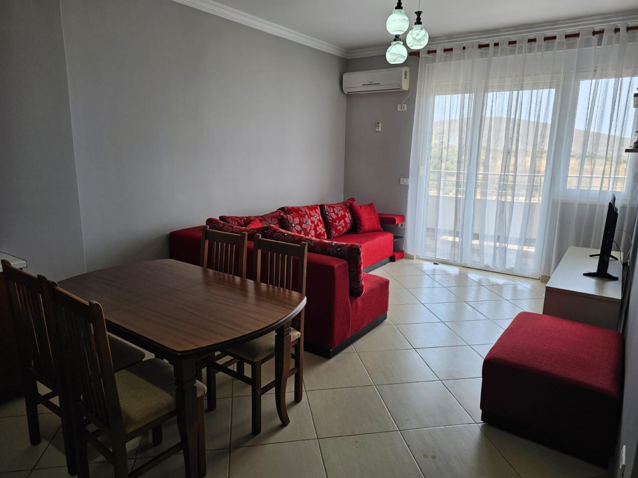 RENTAL HOLIDAY APARTMENT IN ALBANIA, SARANDA.