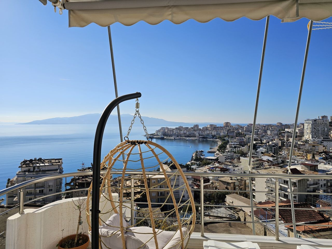 TWO BEDROOM APARTMENT FOR RENT IN SARANDA. HOLIDAYS IN ALBANIA