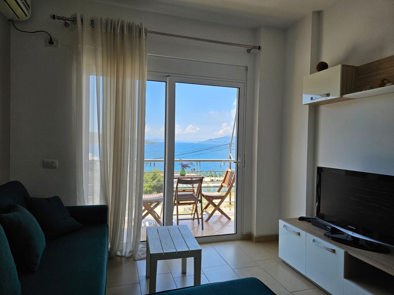 Apartment for rent for vacations in Saranda, in the albanian riviera. 