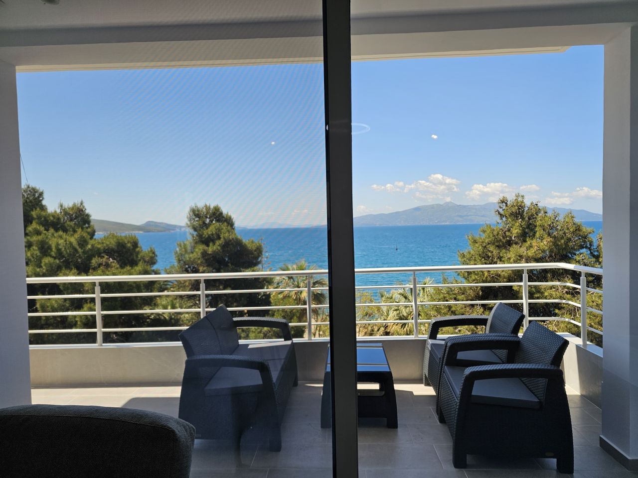 Appartamento Vacanze In Affitto Sul Lungomare A Saranda Albania