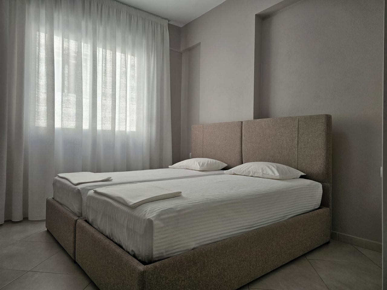 Appartamento Vacanze In Affitto Sul Lungomare A Saranda Albania