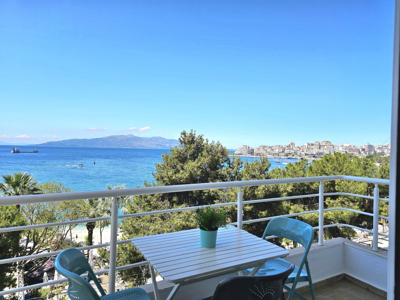 Appartamento Vacanze In Affitto Sul Lungomare A Saranda Albania