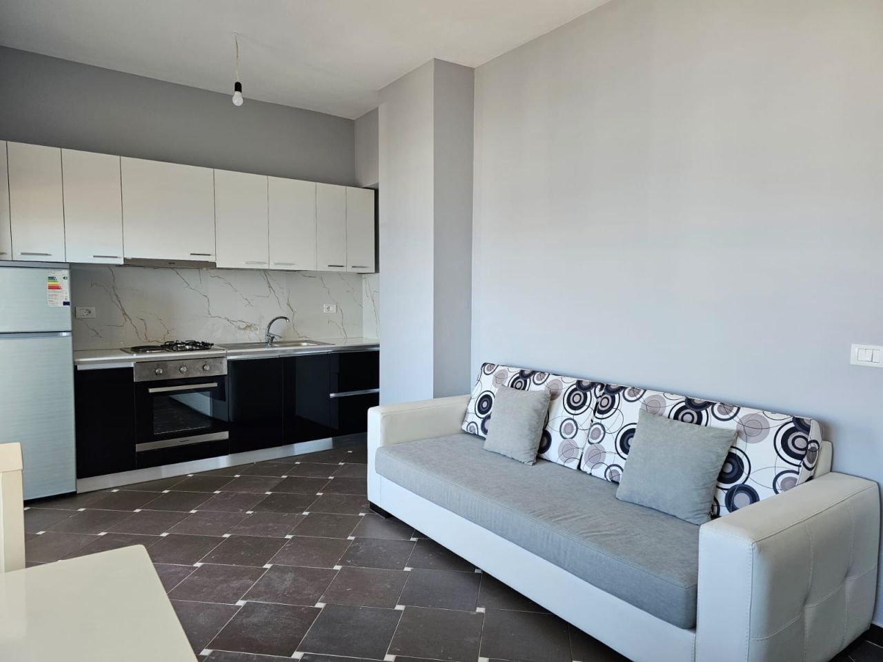 Albania Holiday Apartments in Saranda for Rent