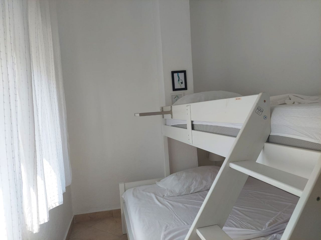 RENT HOLIDAY APARTMENT IN SARANDE. ENJOY VACATION IN ALBANIA 