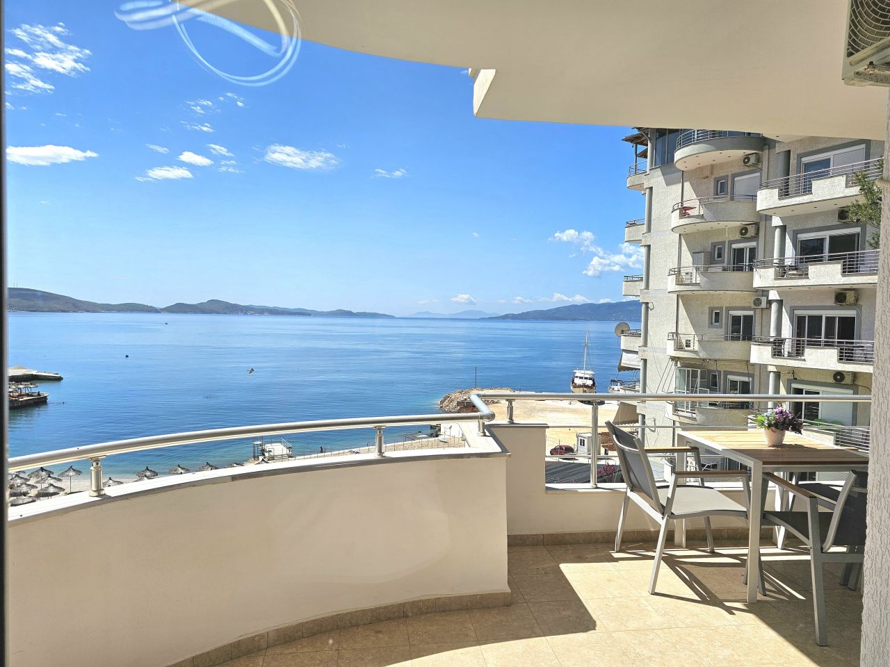 Rent Vacation  Apartment In Saranda Albania