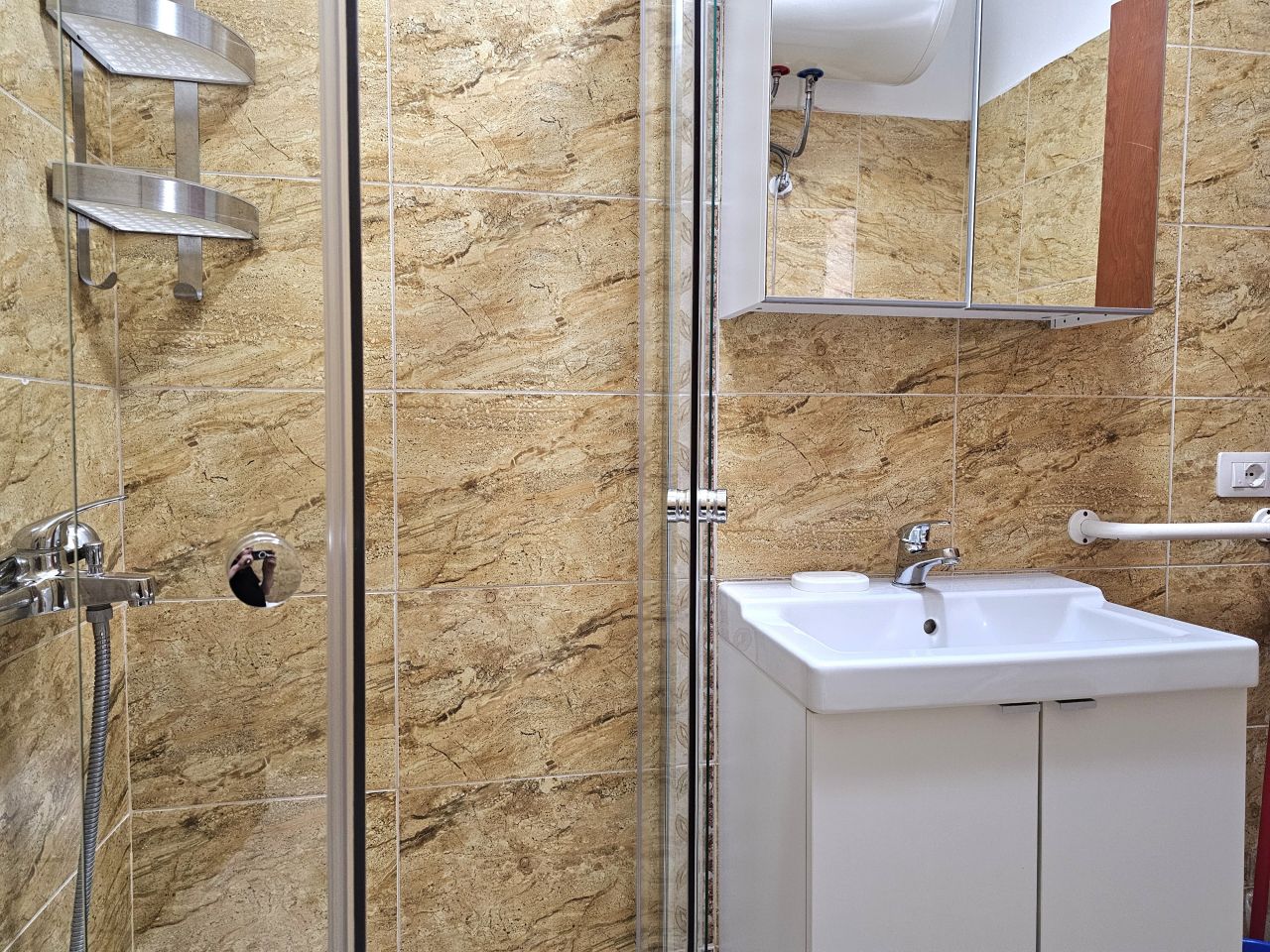 Apartament 1+1 per Pushime, ne Sarande