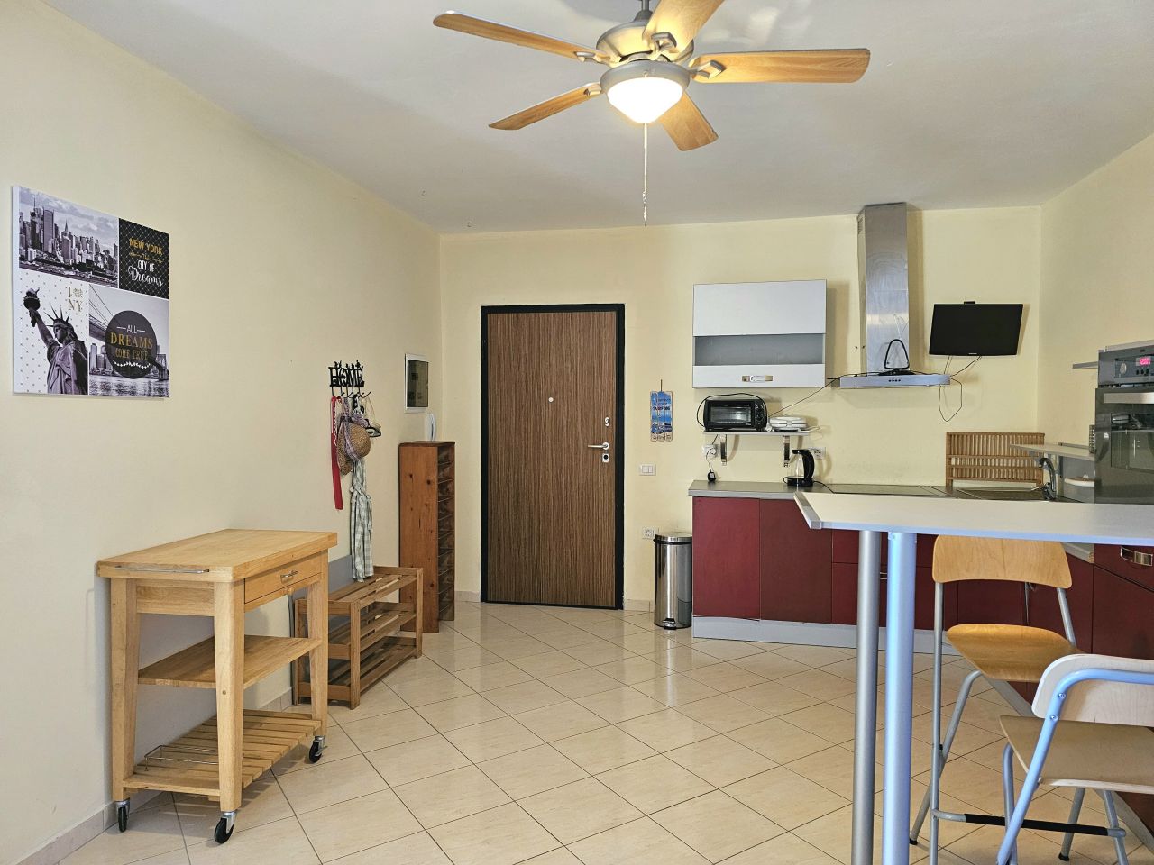 Apartament 1+1 per Pushime, ne Sarande