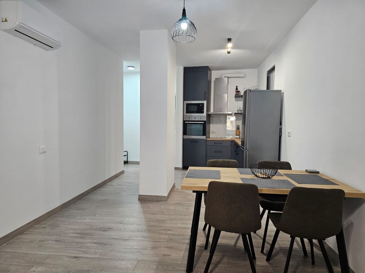 Modern Apartment For Rent In Saranda Albania