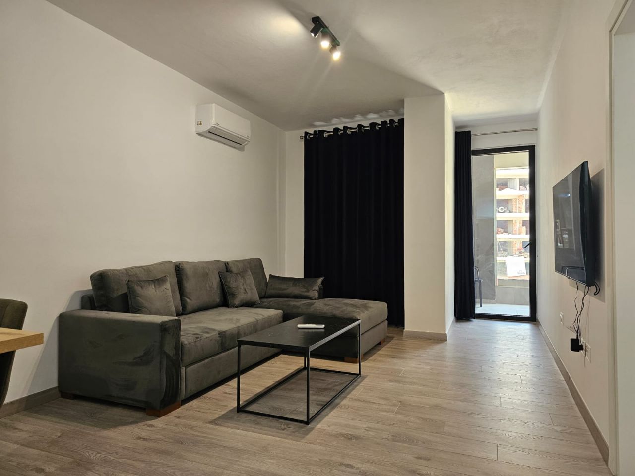 Modern Apartment For Rent In Saranda Albania