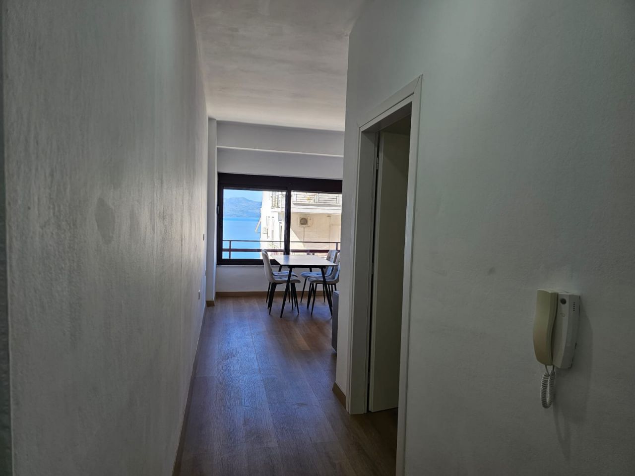 Apartment Mit Einem Schlafzimmer Zum Verkauf In Saranda Albanien In Einer Gut Organisierten Nachbarschaft Mit Herrlichem Meerblick