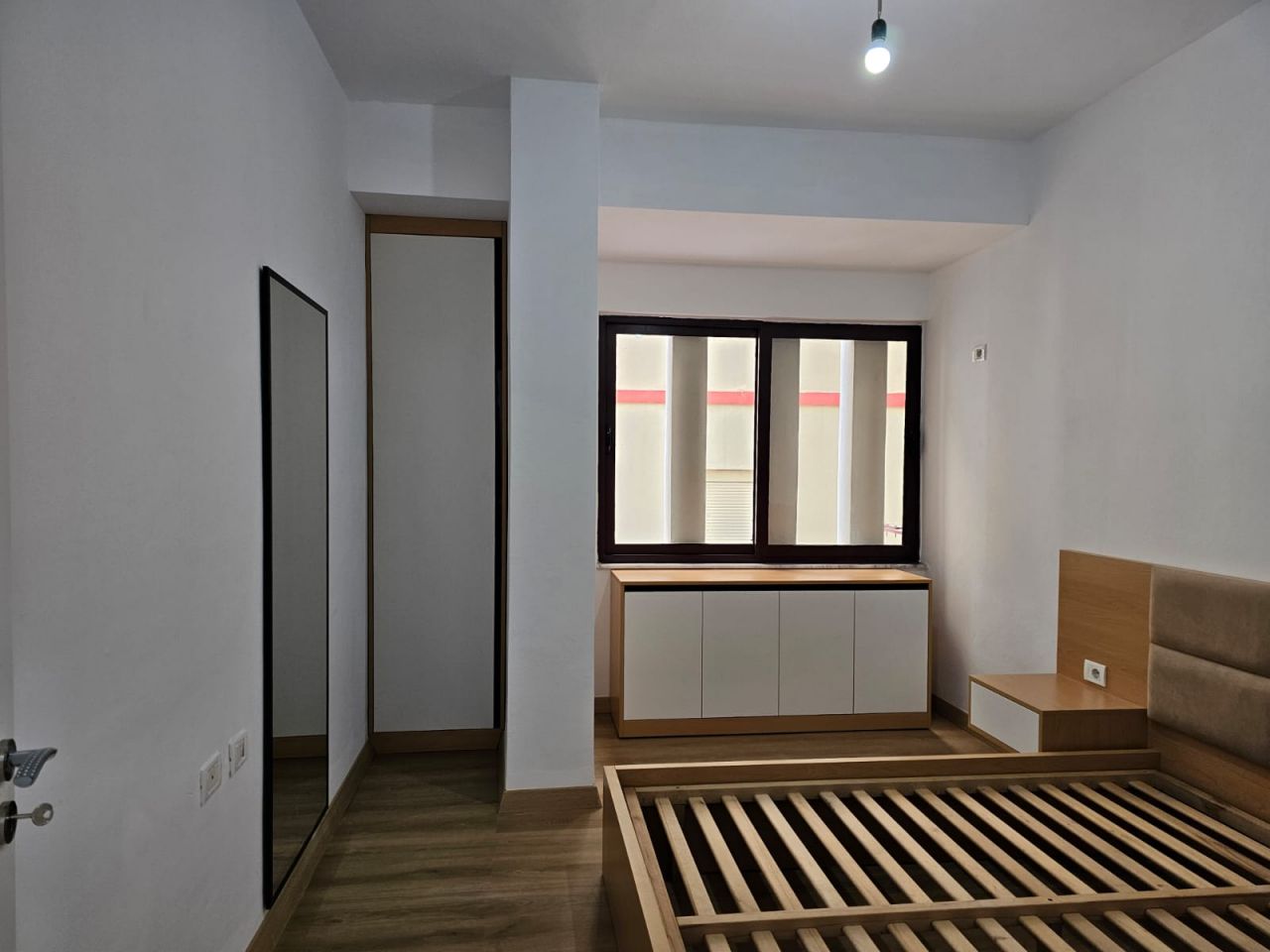 Appartamento Con Una Camera Da Letto In Vendita A Saranda Albania  Situato In Un Quartiere Ben Organizzato Con Splendida Vista Sul Mare