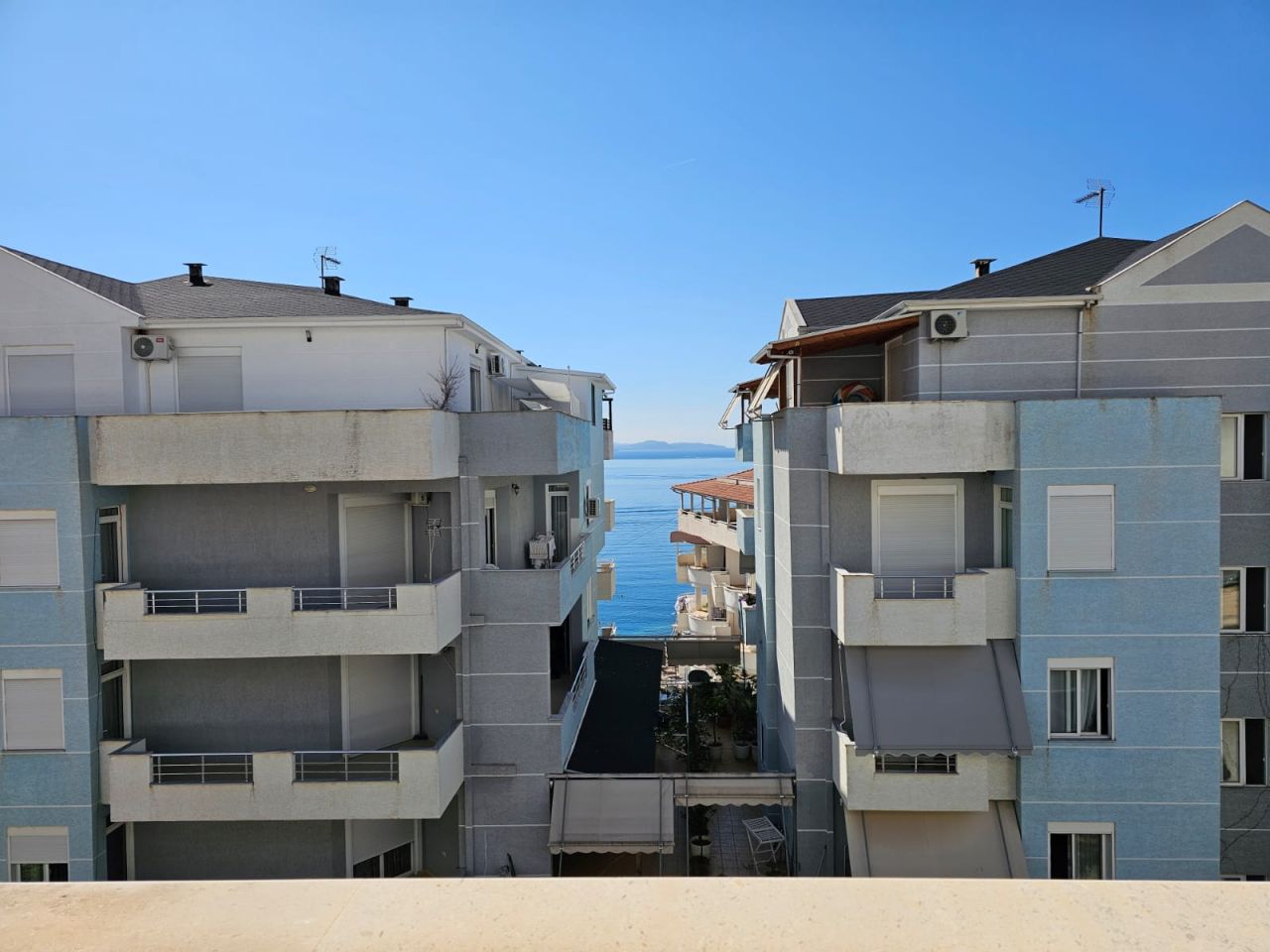 Apartment For Sale in Saranda 