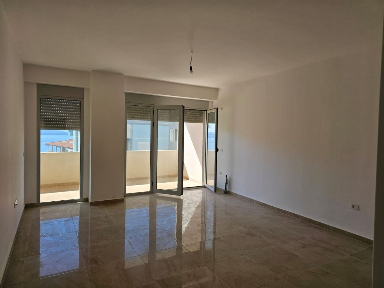 Three Bedroom Apartment For Sale In Saranda 