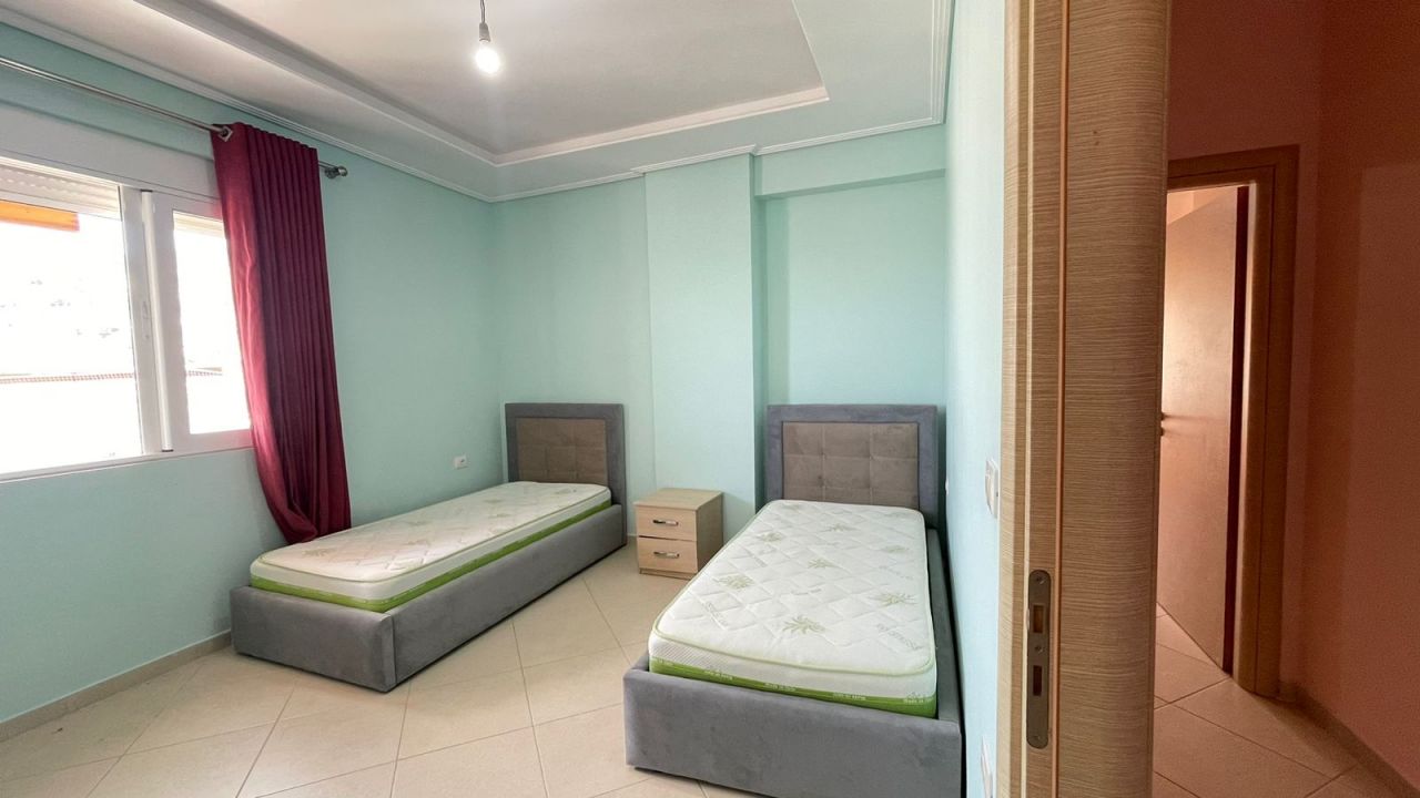 Eladó Két Hálószobás Lakás Saranda Albániában Csodálatos Es Panorámás Kilátással A Tengerre