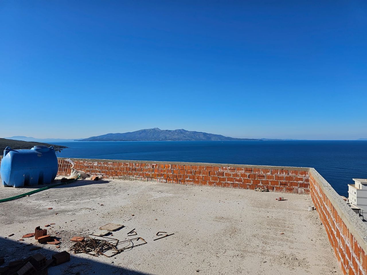 Ny Og Vakker Leilighet Til Salgs I Saranda Albania Beliggende I En Ny Bygning Med En Unik Beliggenhet Nær Stranden