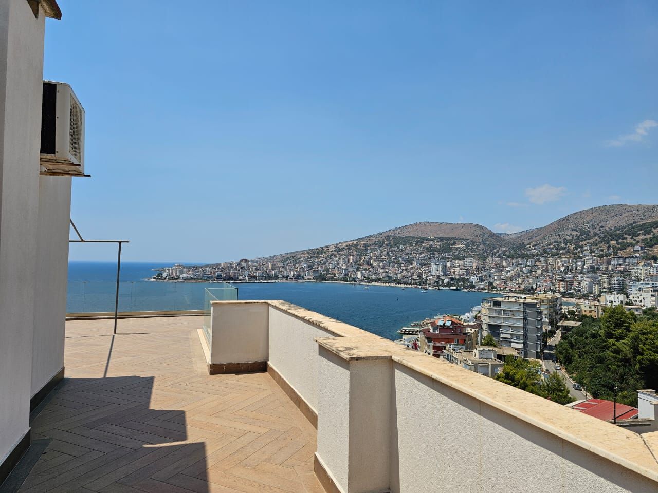 New And Beautiful Apartment For Sale In Saranda