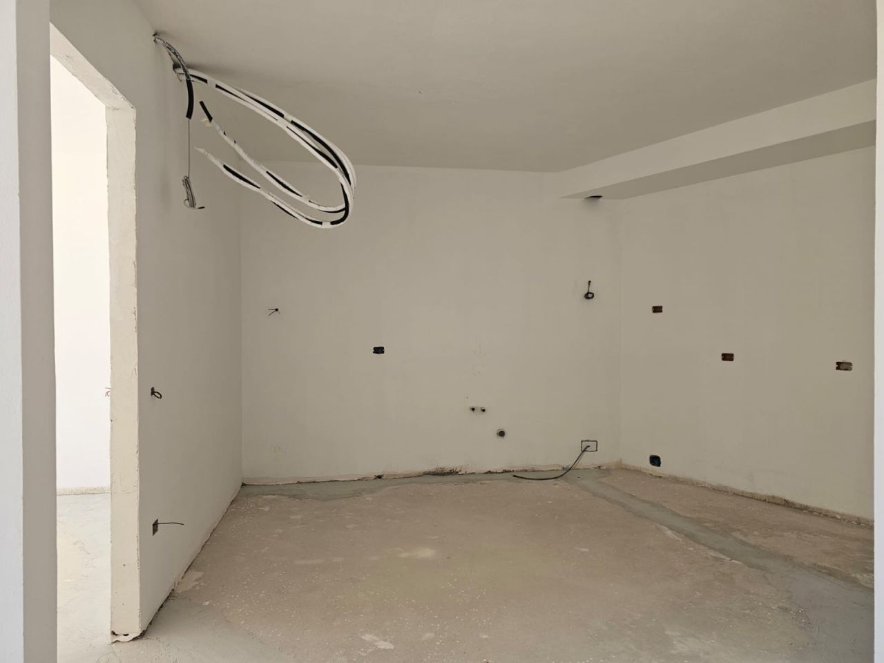 First Line Apartment For Sale With a Full View Of The Ionian Beach