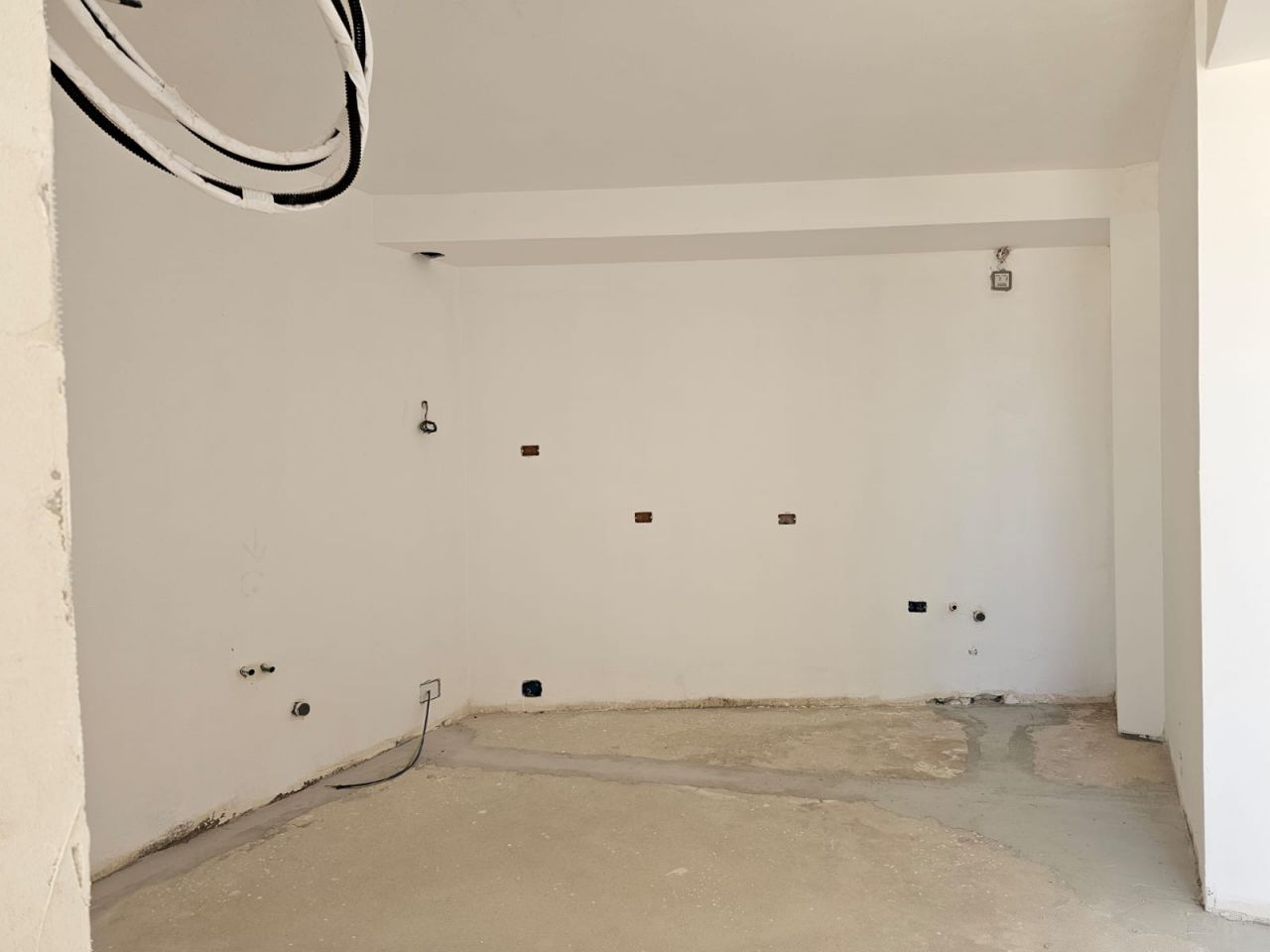 First Line Apartment For Sale With a Full View Of The Ionian Beach