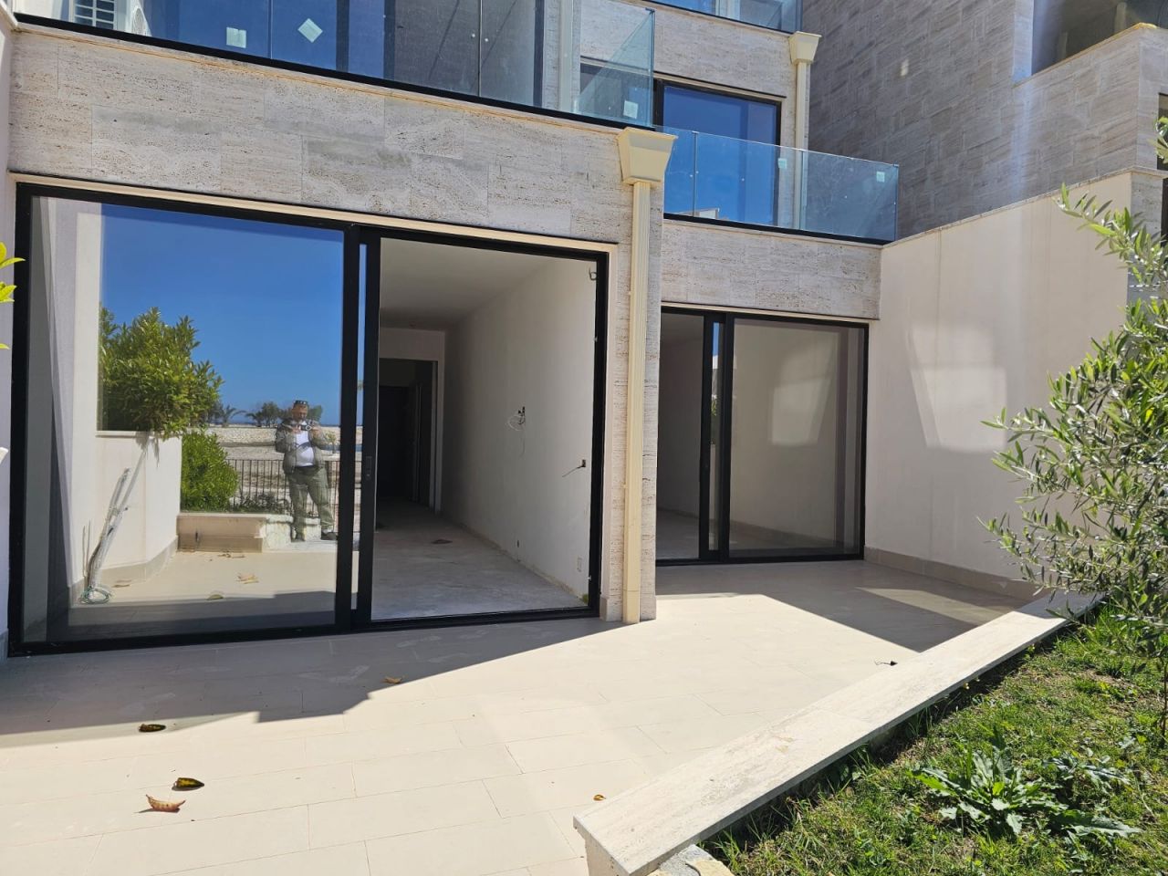 4 Rruga Butrinti, Sarande 9702