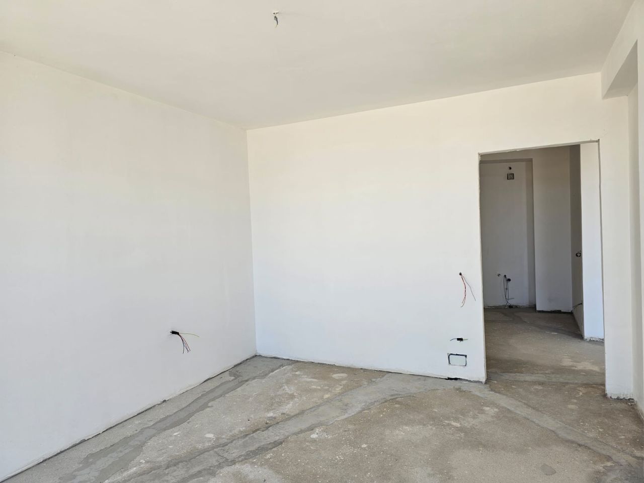 Apartment For Sale In Saranda Albania, In New Residence Under Construction Close To The Beach