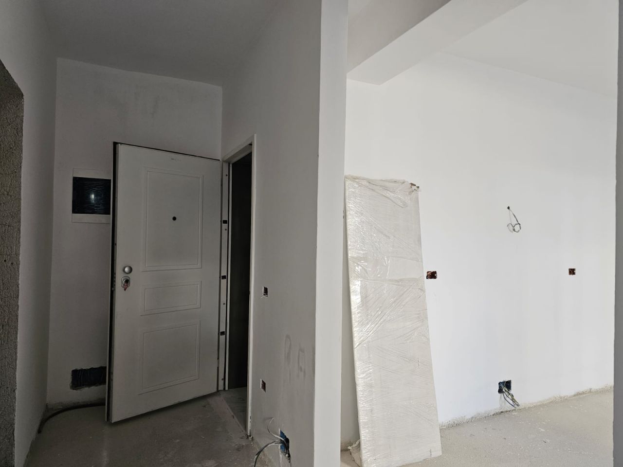 4 Rruga Butrinti, Sarande 9702