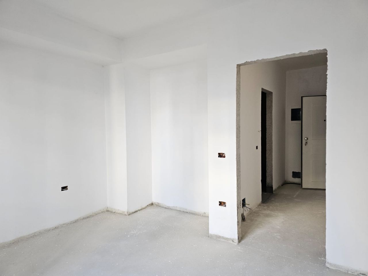Apartment For Sale In Saranda Albania