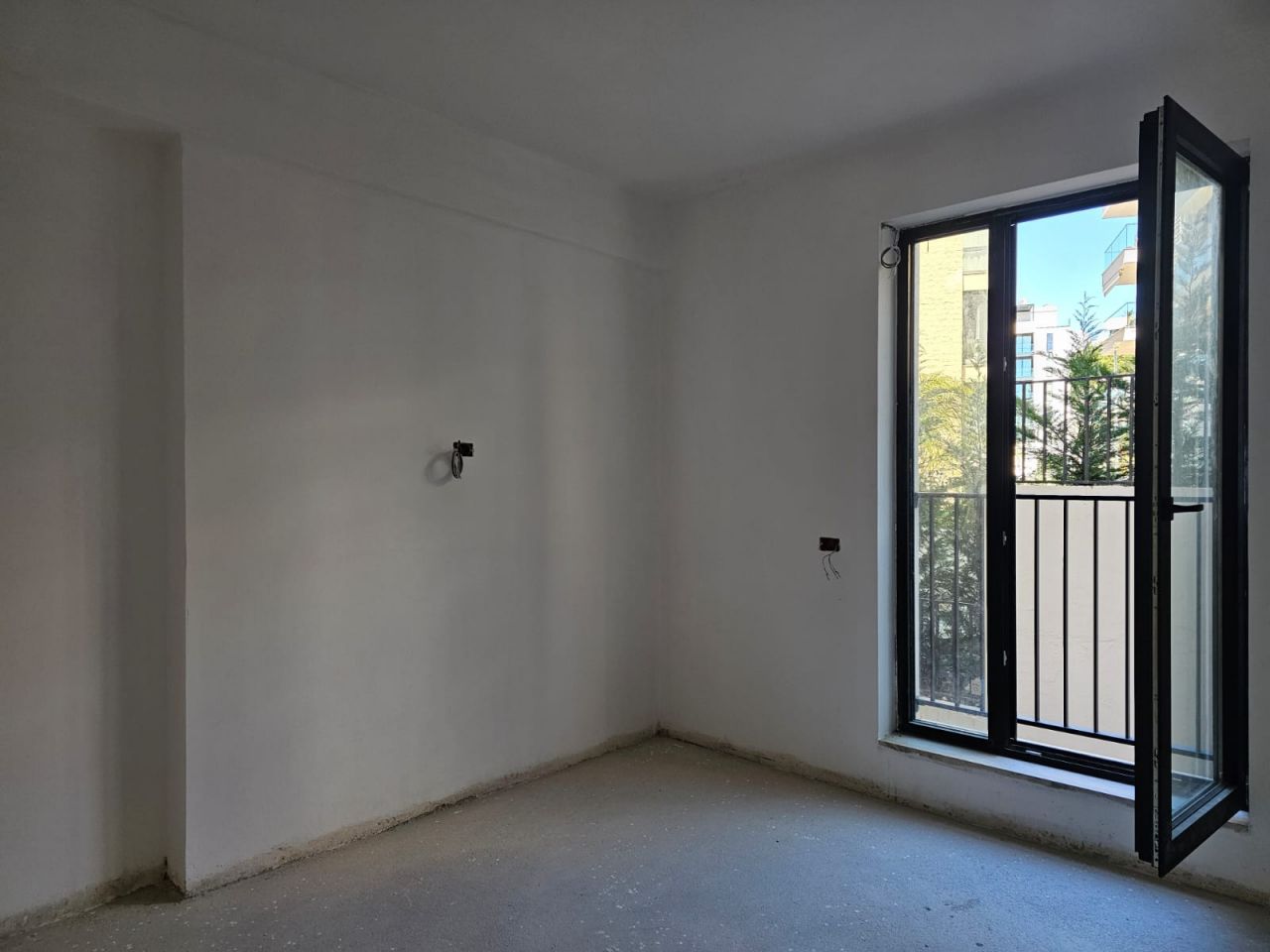 4 Rruga Butrinti, Sarande 9702