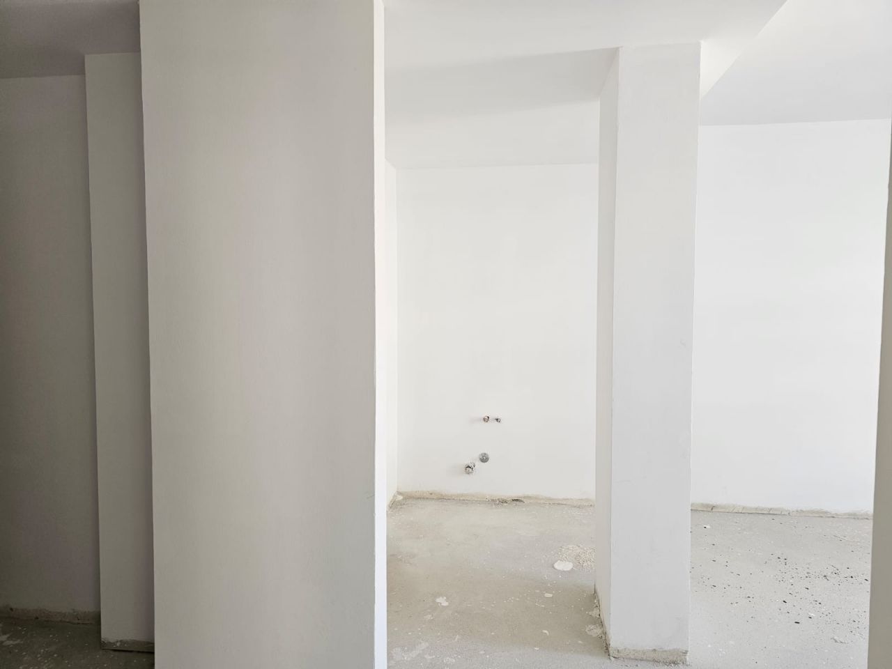 Mieszkania Na Sprzedaż W Sarandzie W Albanii, Położone W Dobrej Okolicy, Z Całkowitym Widokiem Na Morze