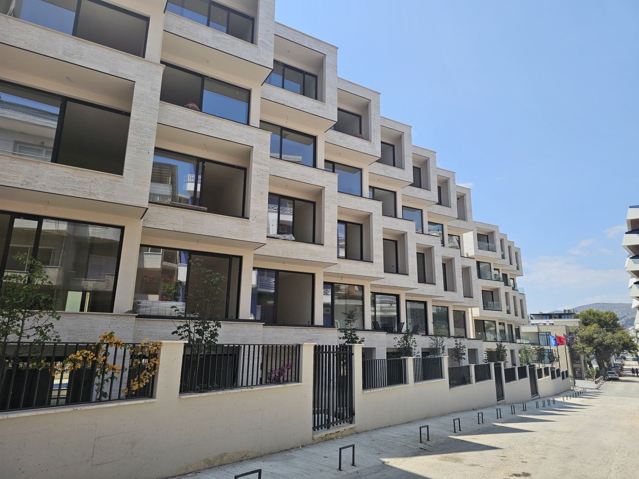 Apartment For Sale In Saranda Albania With Sea View 