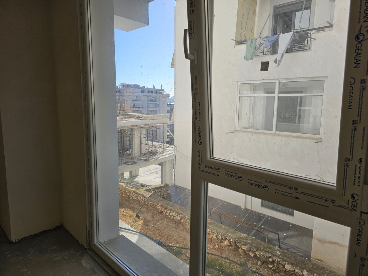 Maisonette-Wohnung Zum Verkauf In Saranda Albanien