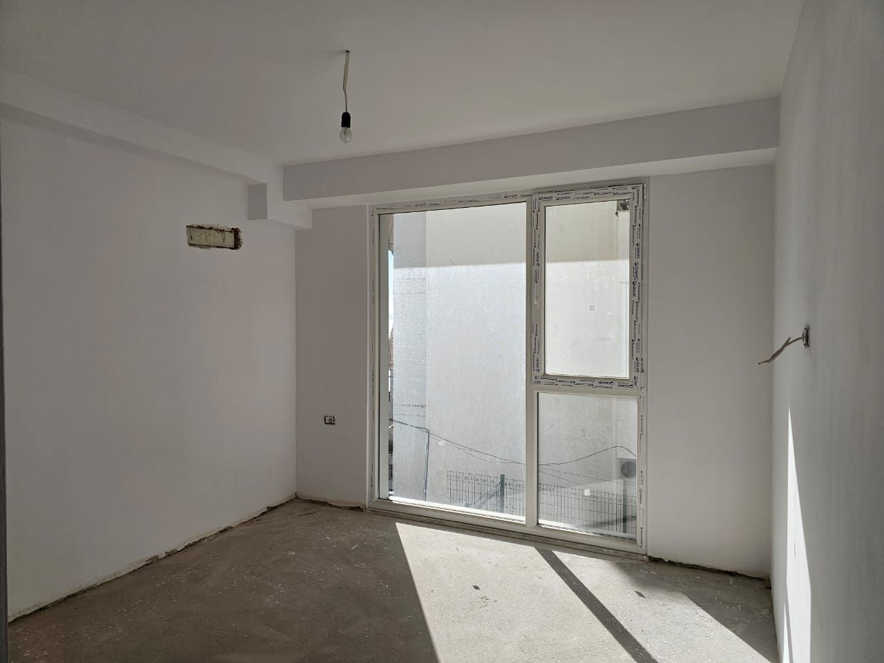 Duplex Apartment For Sale In Saranda Albania, Located In Good Area Near The Beach