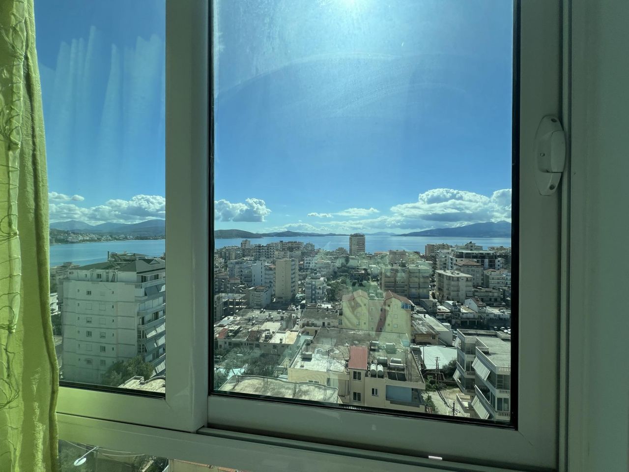 Mieszkanie Na Sprzedaż W Sarandzie W Albanii, W Pełni Umeblowane, Ze Wspaniałym Widokiem Na Morze