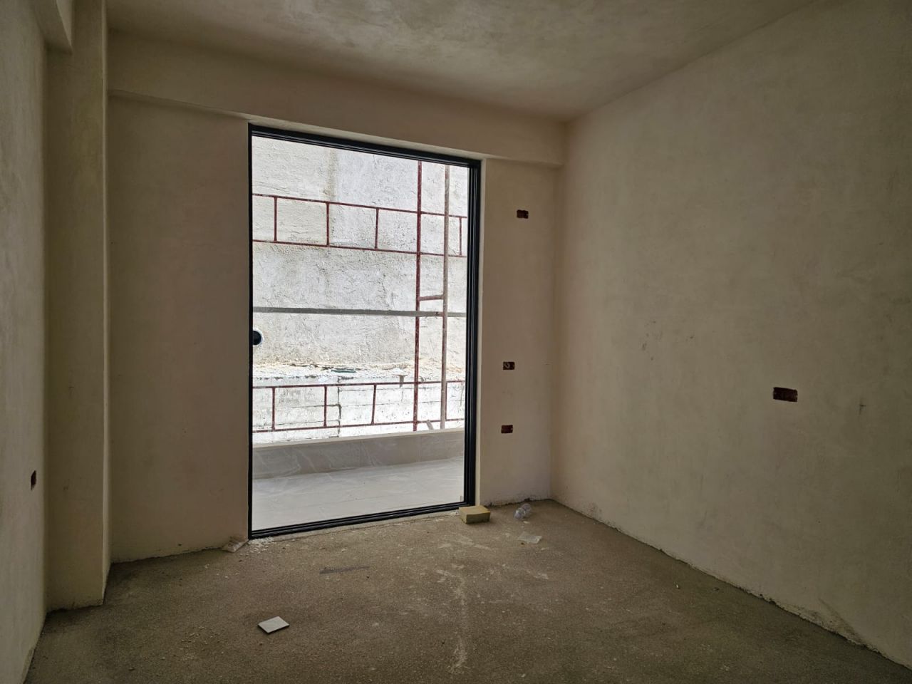 Ein-Zimmer-Wohnung Zum Verkauf In Saranda Albanien