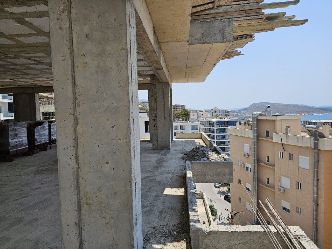 Apartment For Sale In Saranda Albania