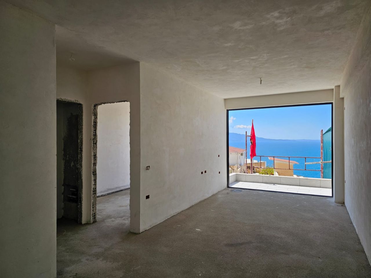 Meraviglioso Attico In Vendita A Saranda Albania