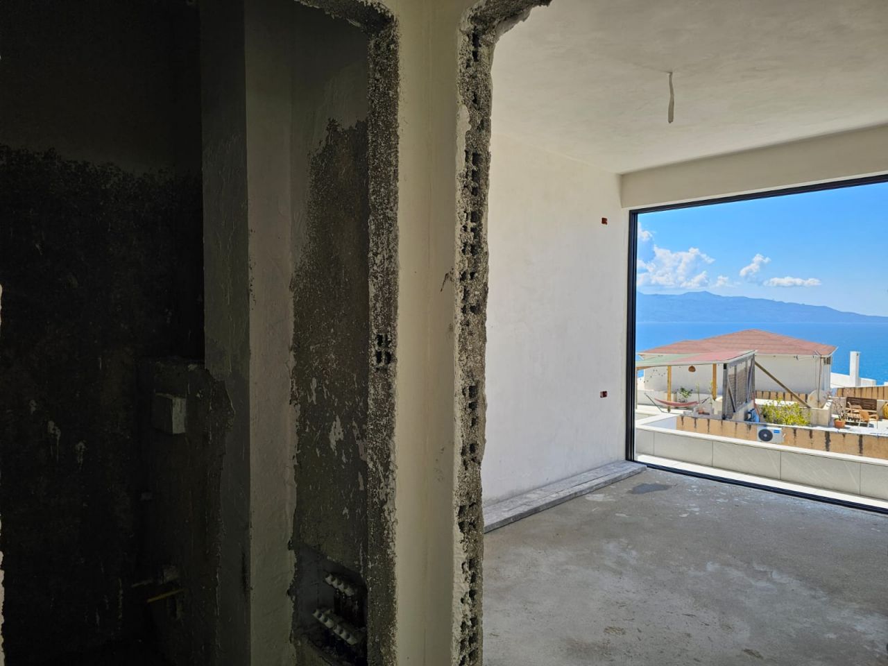 Meraviglioso Attico In Vendita A Saranda Albania