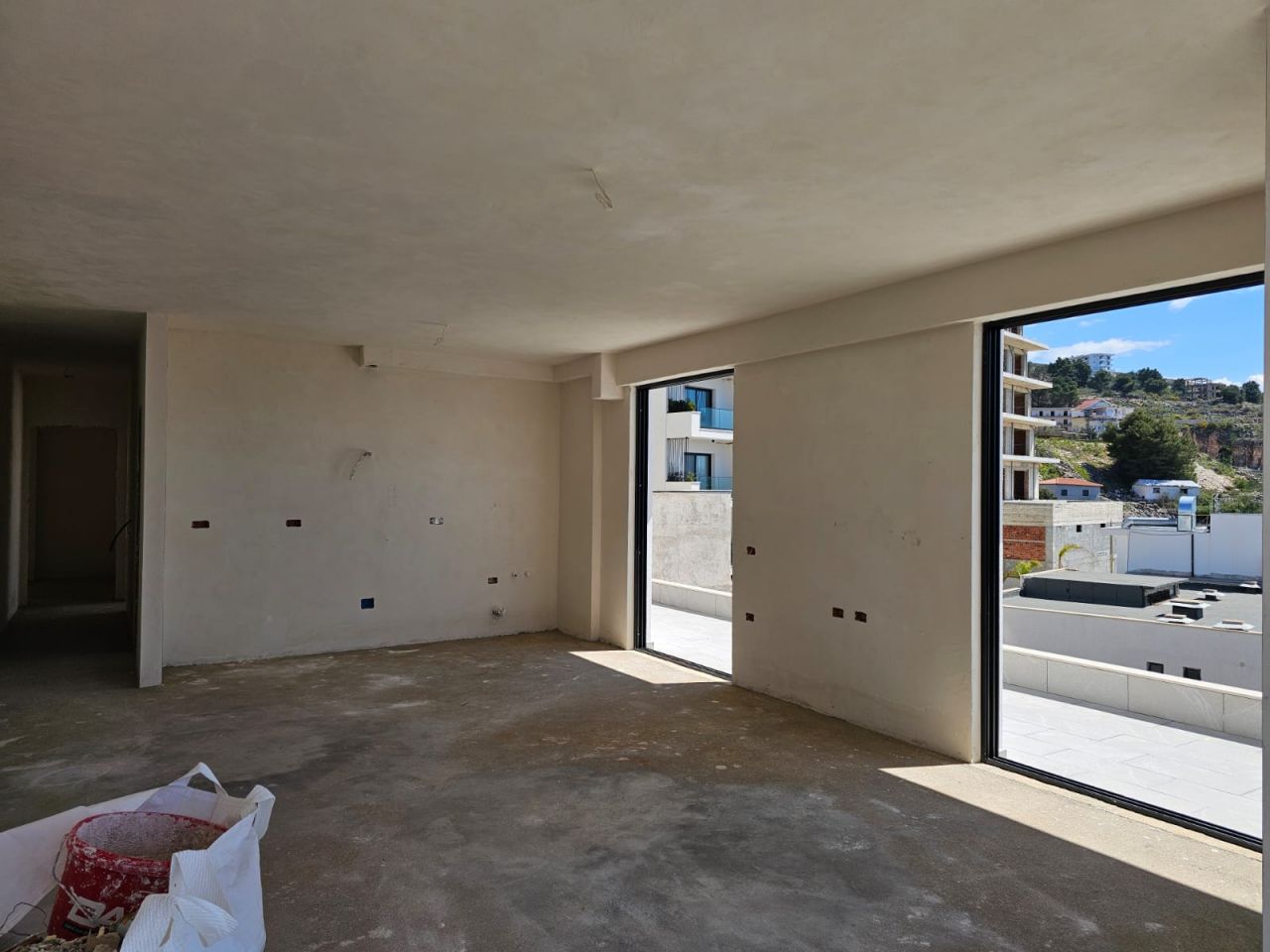 PENTHOUSE FOR SALE IN SARANDA ALBANIA