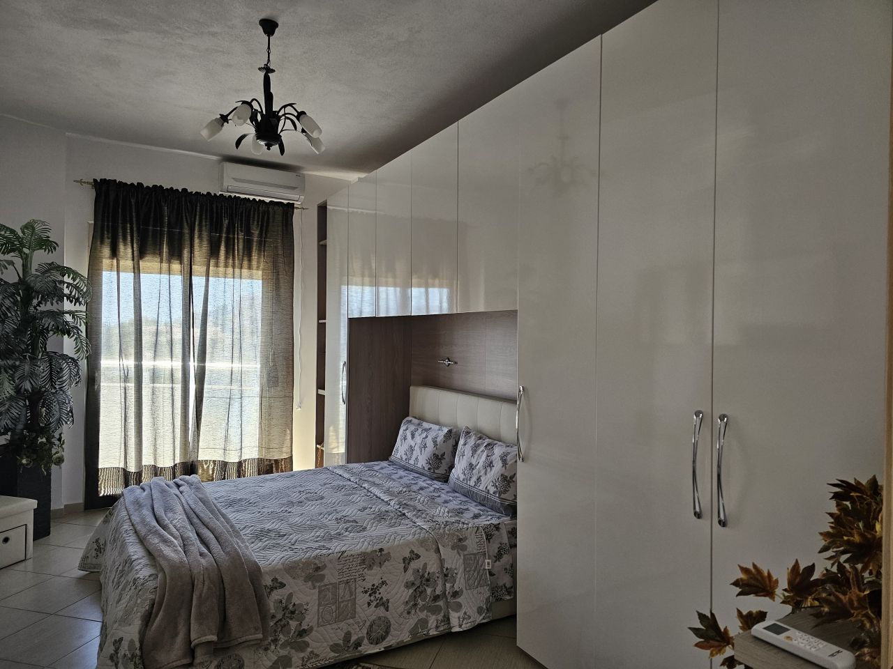 Apartments in Saranda for Sale. 