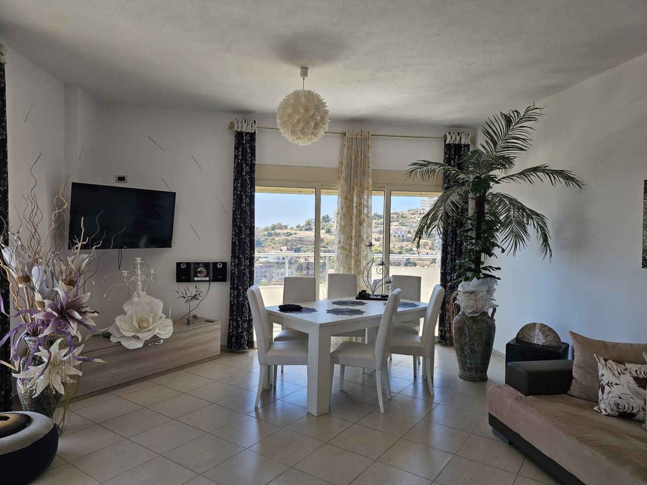 Apartments in Saranda for Sale. 