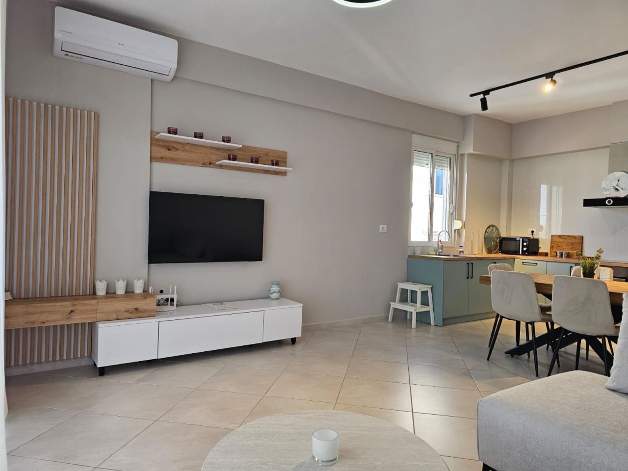 4 Apartment For Sale In Sarande, Street Gjergj Araniti