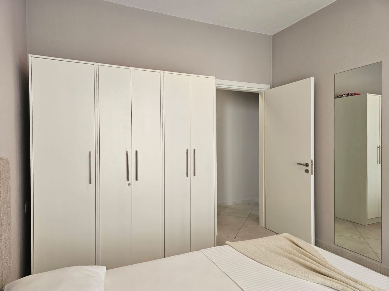 4 Apartment For Sale In Sarande, Street Gjergj Araniti