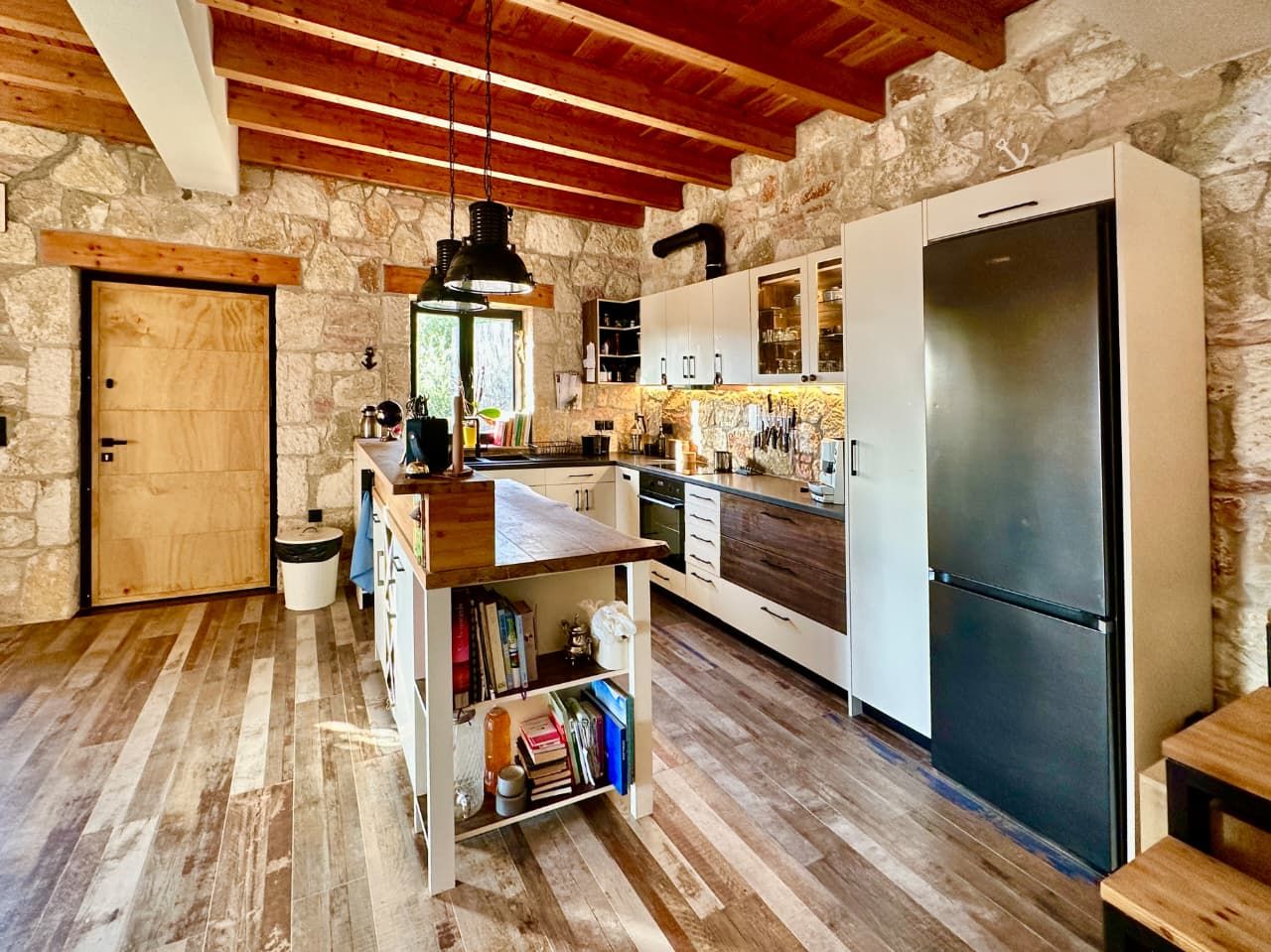 4 Villa For Sale In Saranda, Street Çelo Picari