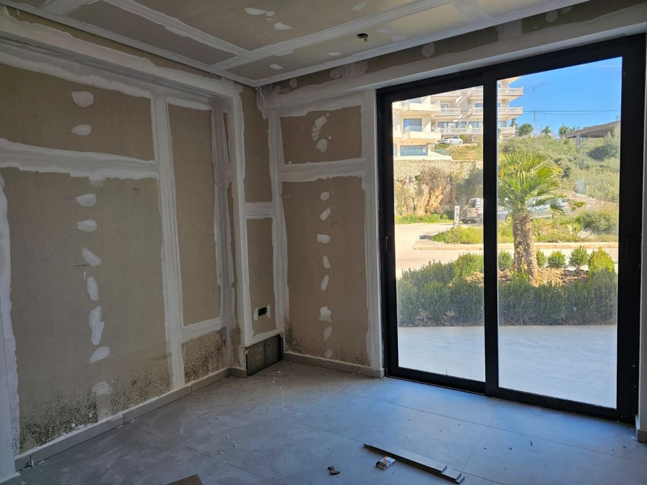 Apartment For Sale In Sarande