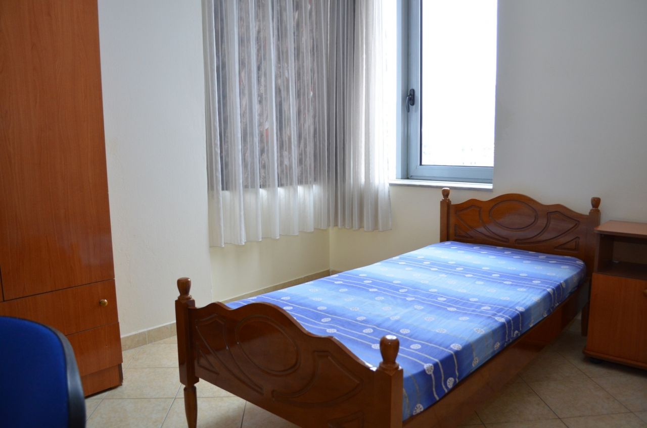 Апартаменты с двумя спальнями в Тиране