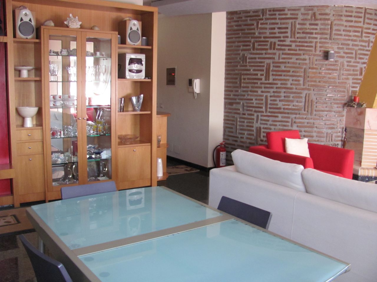 Three bedroom apartment for rent in a prestigious location in Tirana